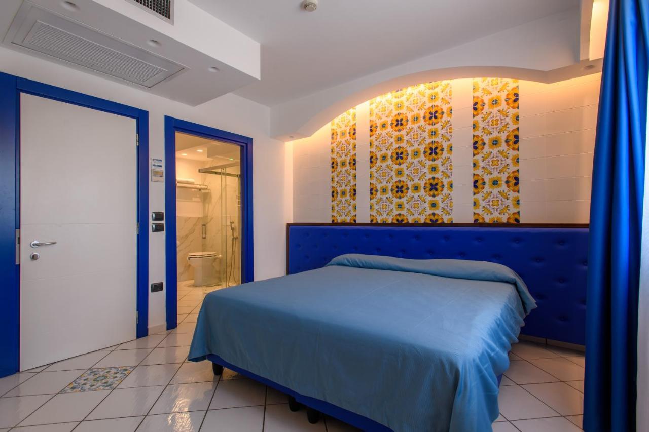 Ancora Hotel 4*