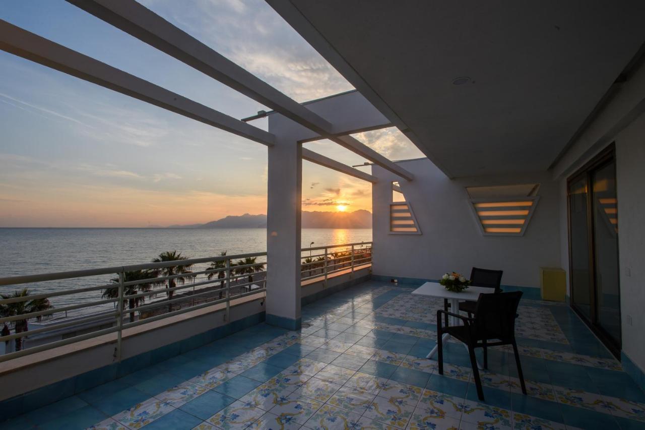 Ancora Hotel 4*